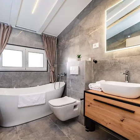 A Villa Novigrad (Dalmatia)