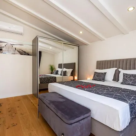 Villa A Novigrad (Dalmatia)